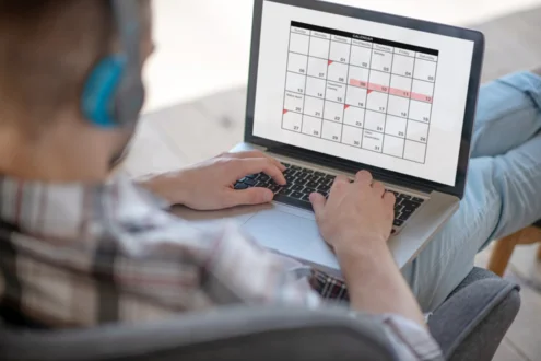 Віддалена робота, офіс чи щось посередині? Чому гібридний графік став вигідним форматом організації праці